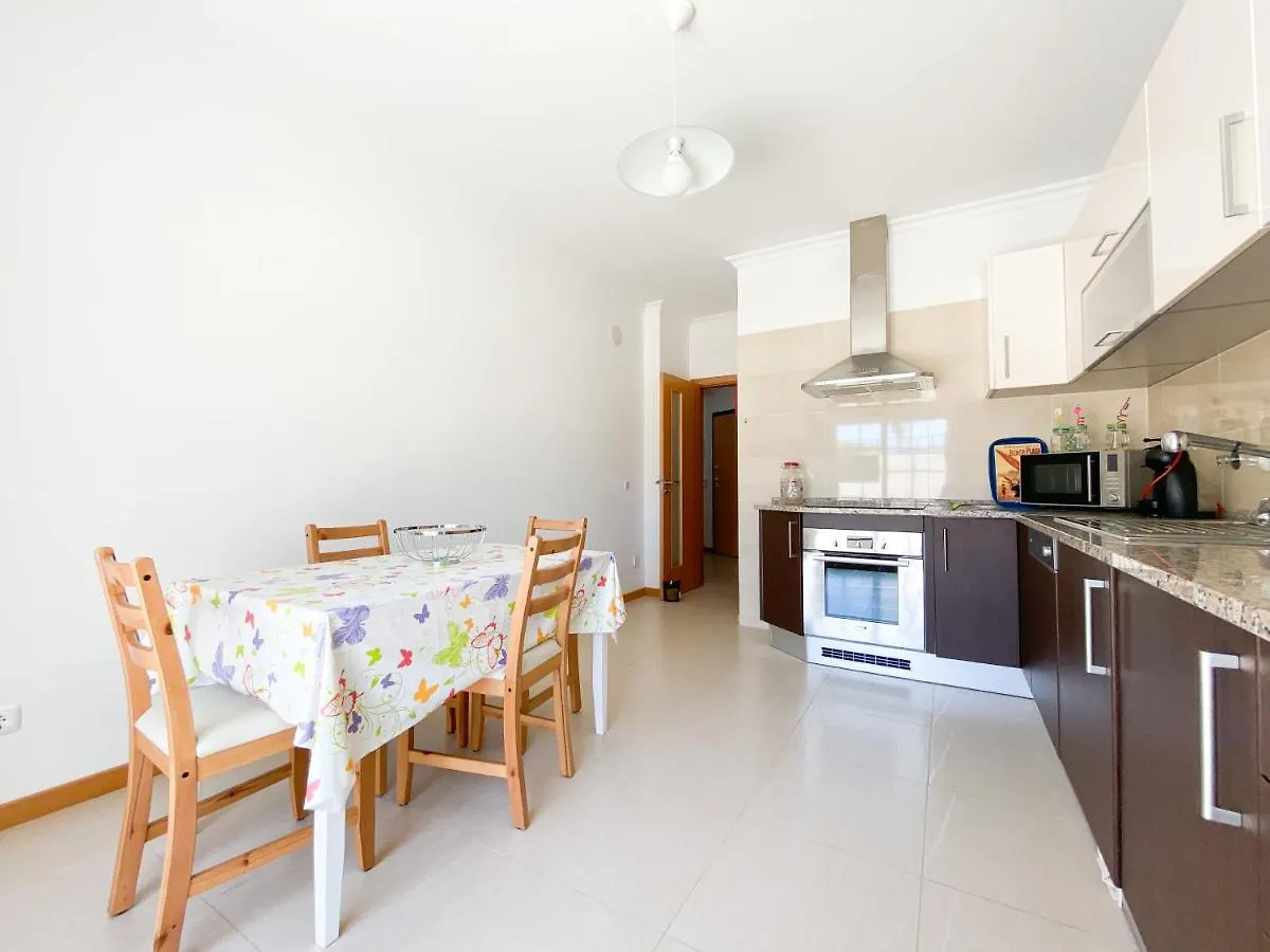 Apartamento Casa Juju - Férias em familia em apartamento com piscina perto da praia Lagos