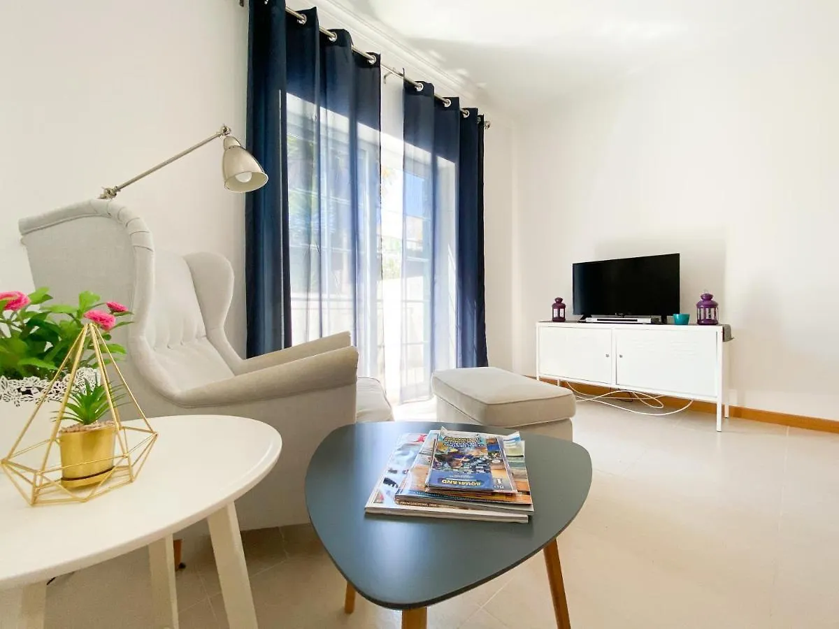 Apartamento Casa Juju - Férias em familia em apartamento com piscina perto da praia Lagos