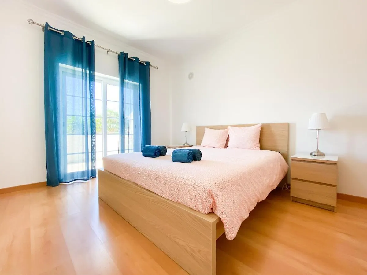 Apartamento Casa Juju - Férias em familia em apartamento com piscina perto da praia Lagos Portugal